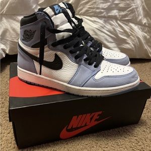 Air Jordan 1 University Blue size 9.5